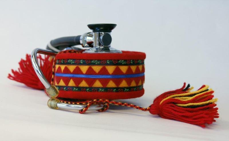 A sthetoscope wrapped in a Sami belt